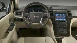 2014-Cadillac-Escalade-SUV-Base-4x2-Interior-1