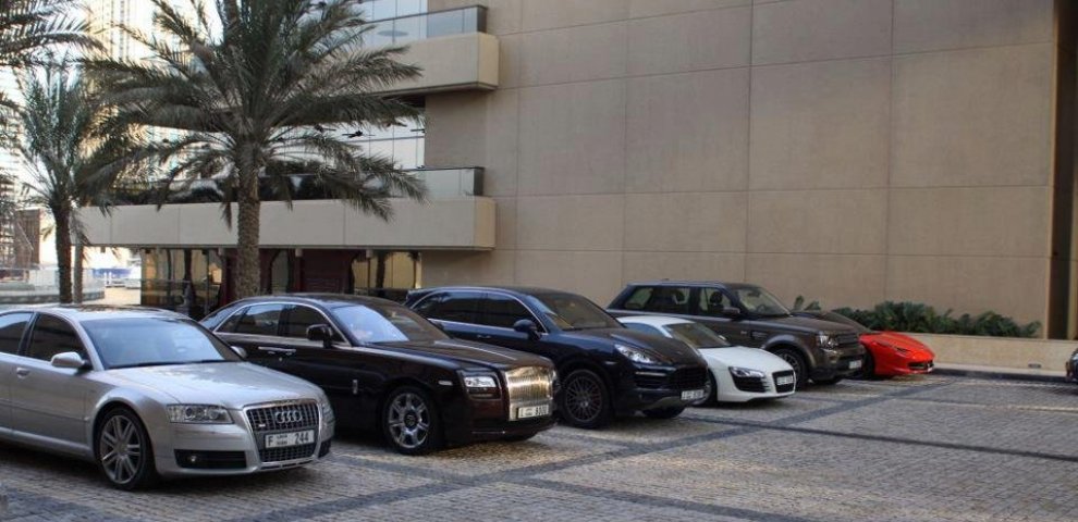 VIP luxury car rental
