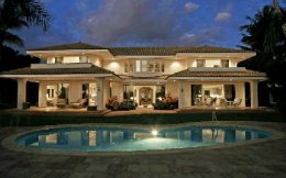 This magnificent Luxury Mediterranean Villa offers privacy and ...