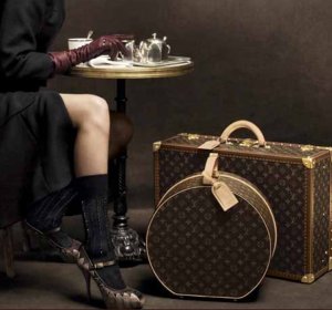 What are luxury Luggage brands?